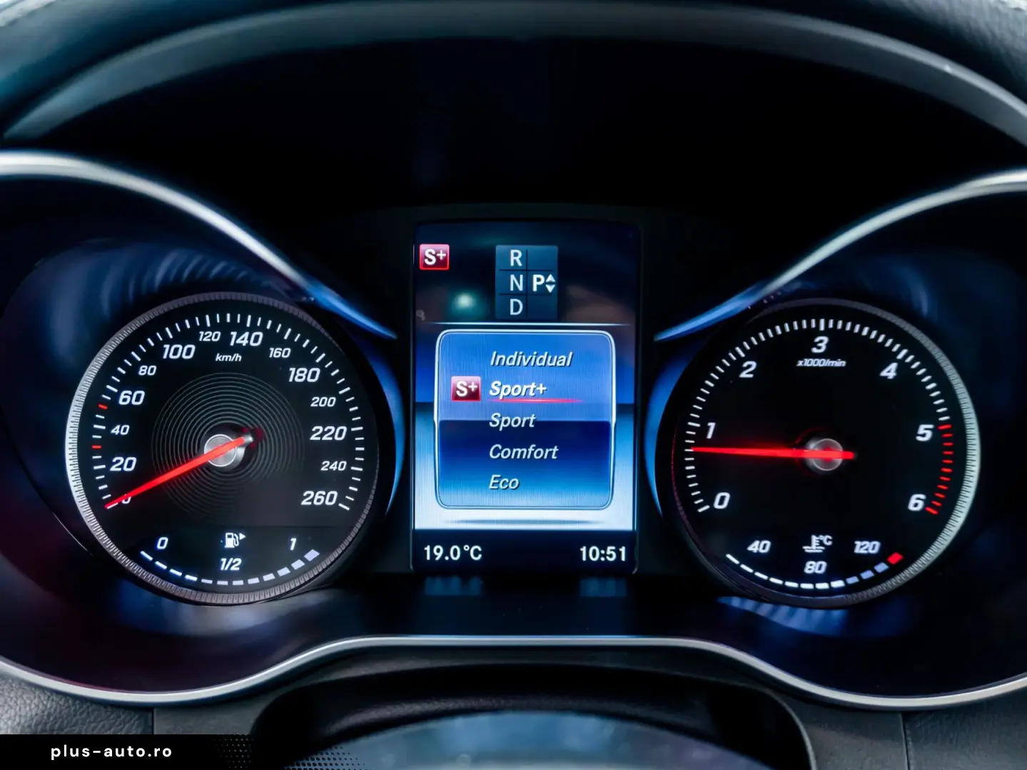 Mercedes-Benz GLC 250d 4MATIC AMG Line