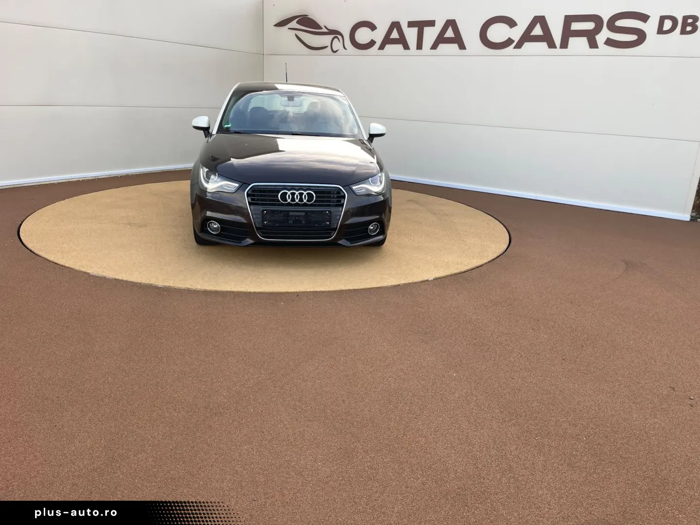 Audi A1 1.2TFSI  86CP  Euro5  BI-Xenon  Comenzi volan  PDC