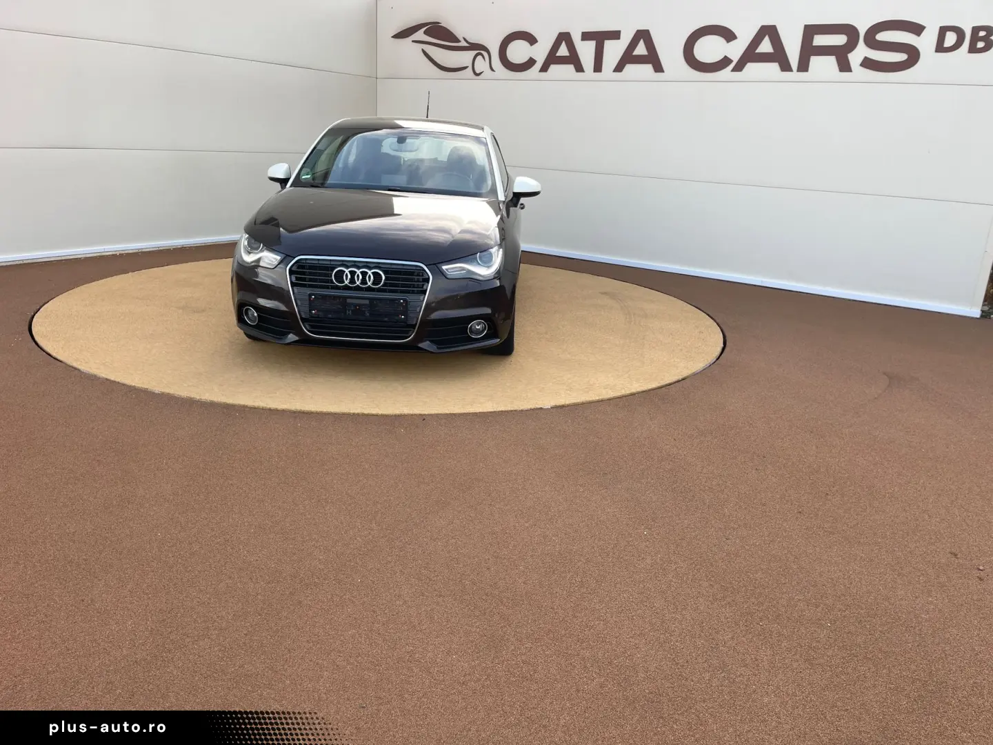 Audi A1 1.2TFSI  86CP  Euro5  BI-Xenon  Comenzi volan  PDC