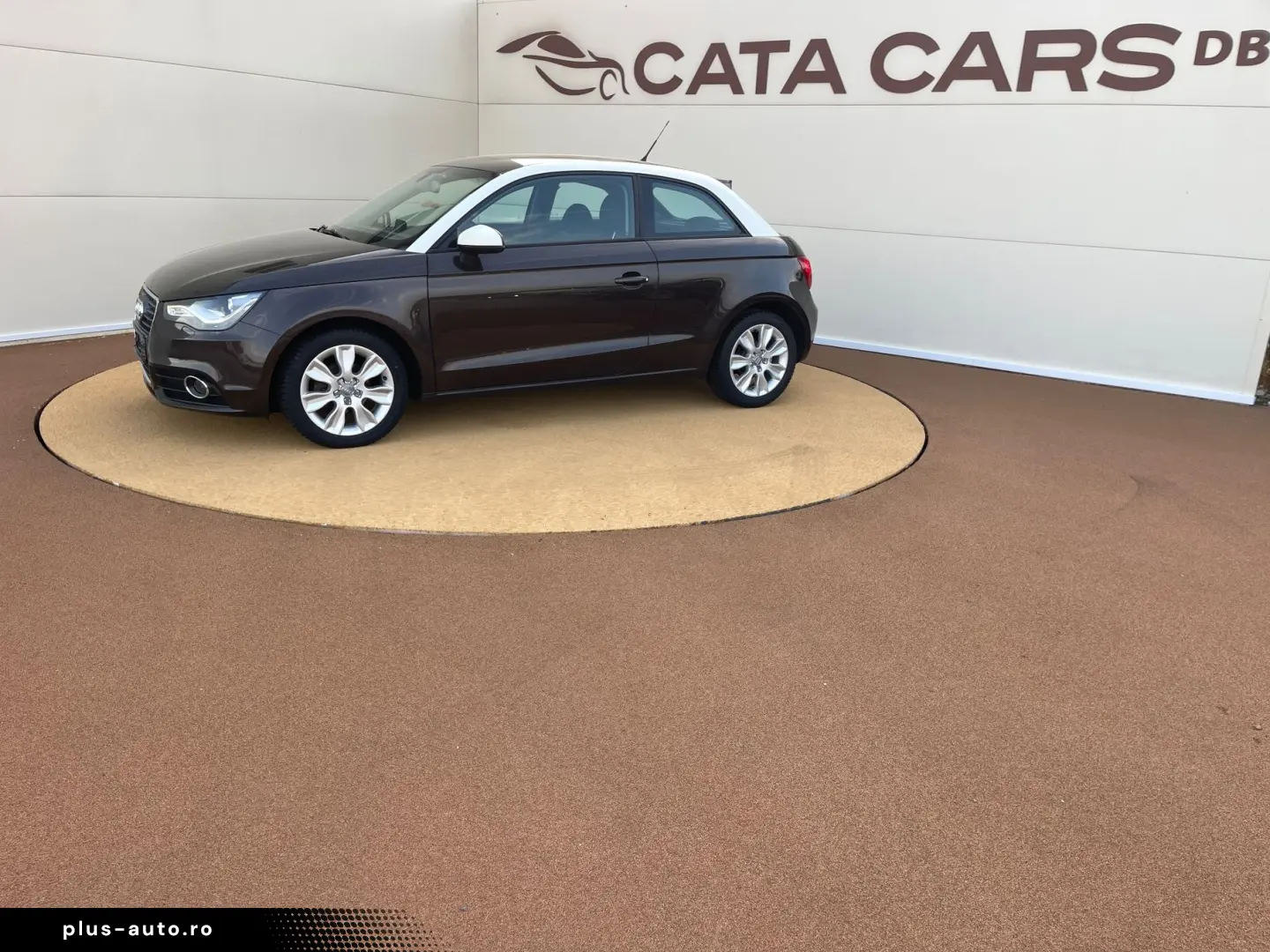 Audi A1 1.2TFSI  86CP  Euro5  BI-Xenon  Comenzi volan  PDC
