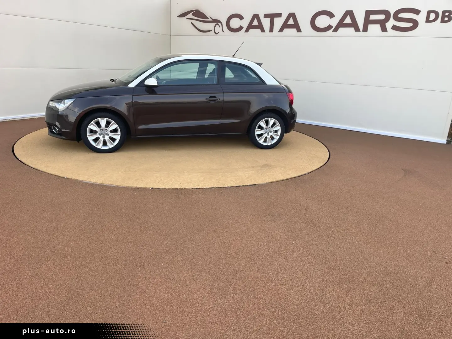 Audi A1 1.2TFSI  86CP  Euro5  BI-Xenon  Comenzi volan  PDC