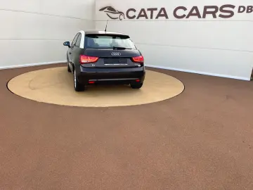 Audi A1 1.2TFSI  86CP  Euro5  BI-Xenon  Comenzi volan  PDC