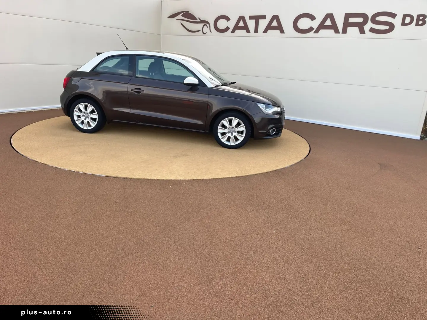 Audi A1 1.2TFSI  86CP  Euro5  BI-Xenon  Comenzi volan  PDC