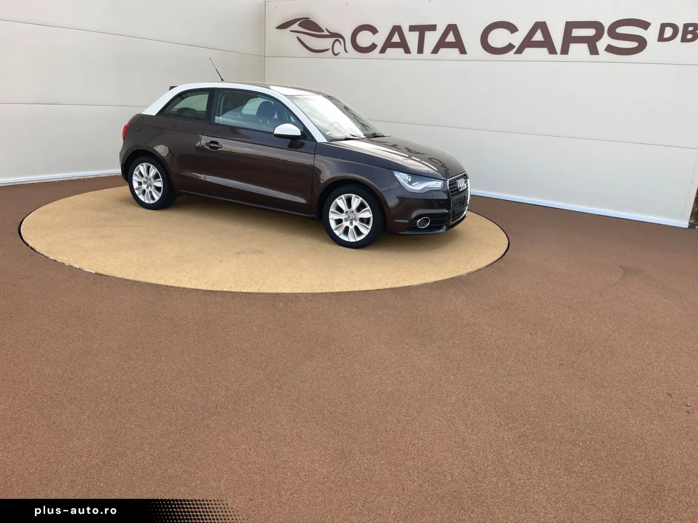 Audi A1 1.2TFSI  86CP  Euro5  BI-Xenon  Comenzi volan  PDC