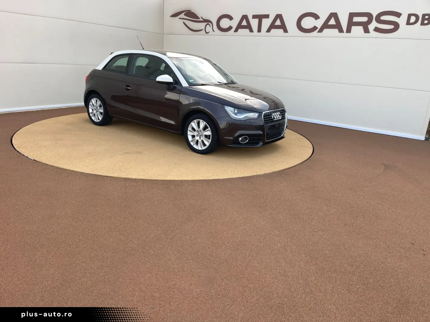 Audi A1 1.2TFSI  86CP  Euro5  BI-Xenon  Comenzi volan  PDC