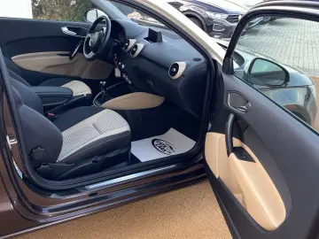 Audi A1 1.2TFSI  86CP  Euro5  BI-Xenon  Comenzi volan  PDC