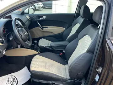Audi A1 1.2TFSI  86CP  Euro5  BI-Xenon  Comenzi volan  PDC