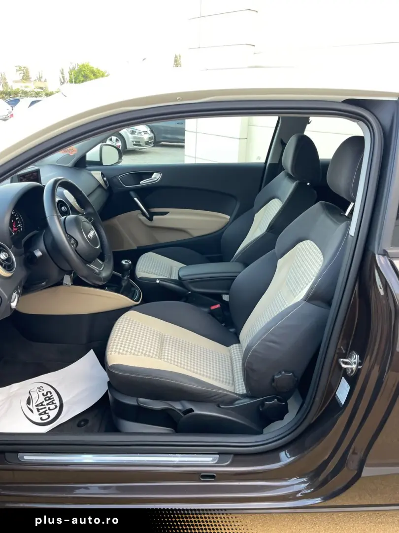 Audi A1 1.2TFSI  86CP  Euro5  BI-Xenon  Comenzi volan  PDC