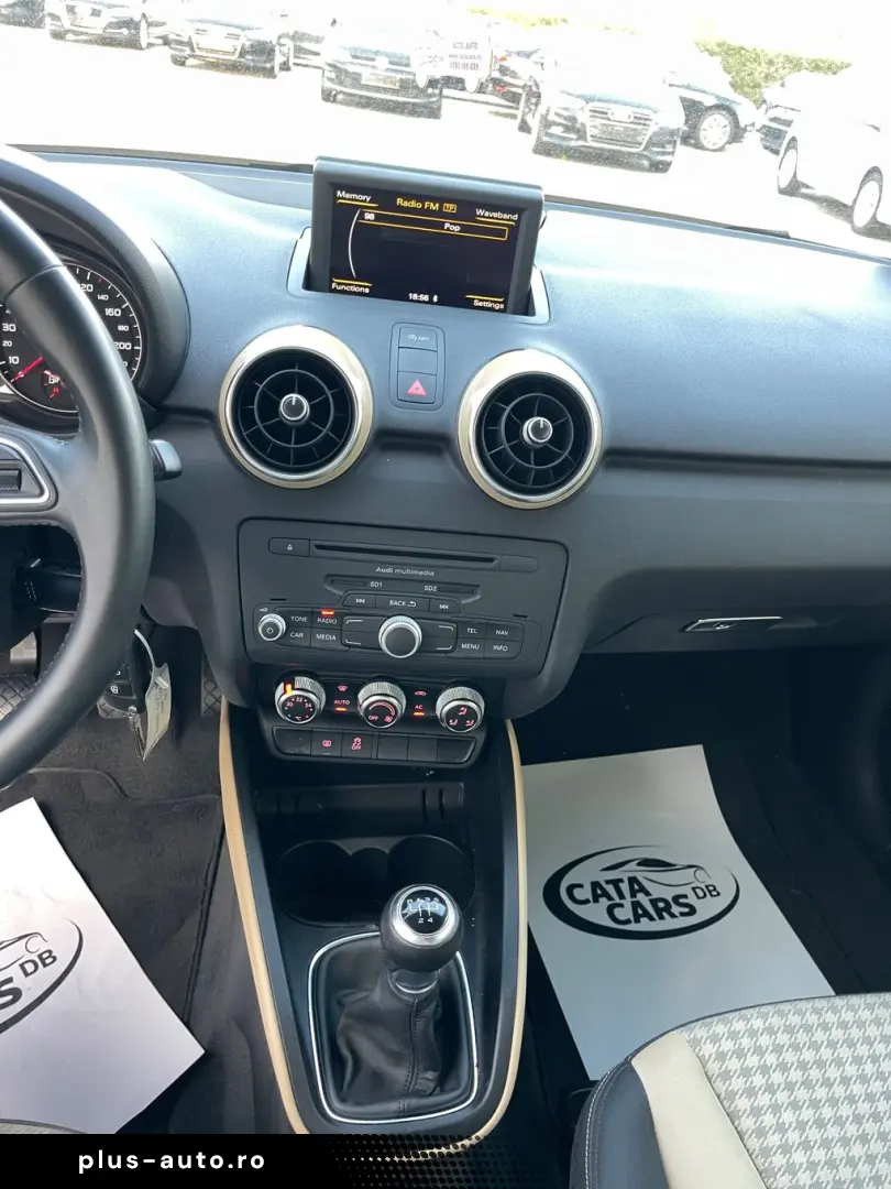 Audi A1 1.2TFSI  86CP  Euro5  BI-Xenon  Comenzi volan  PDC