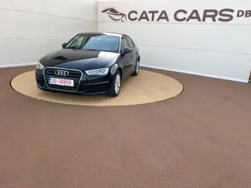 Audi A3  1.6TDI  110CP  S-Tronic  FULL LED  Navi  Distronic