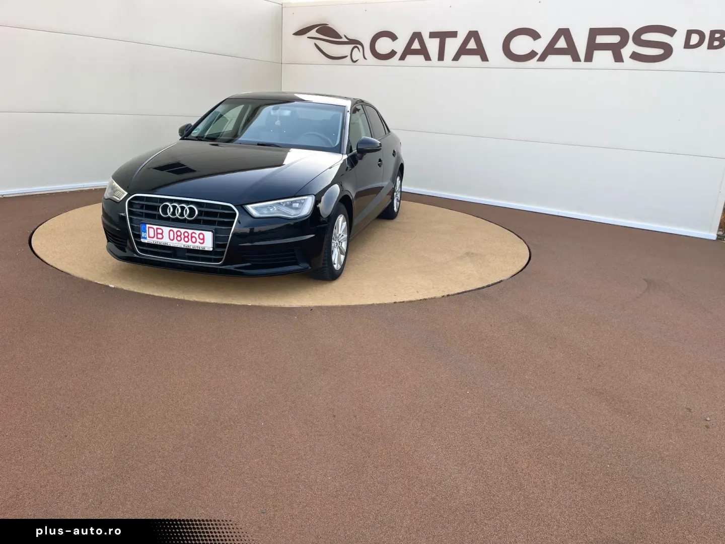 Audi A3  1.6TDI  110CP  S-Tronic  FULL LED  Navi  Distronic