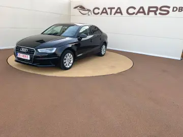 Audi A3  1.6TDI  110CP  S-Tronic  FULL LED  Navi  Distronic