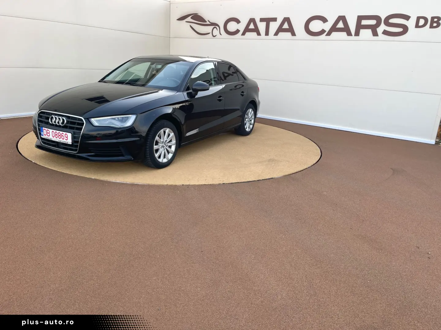 Audi A3  1.6TDI  110CP  S-Tronic  FULL LED  Navi  Distronic