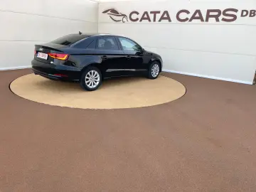 Audi A3  1.6TDI  110CP  S-Tronic  FULL LED  Navi  Distronic