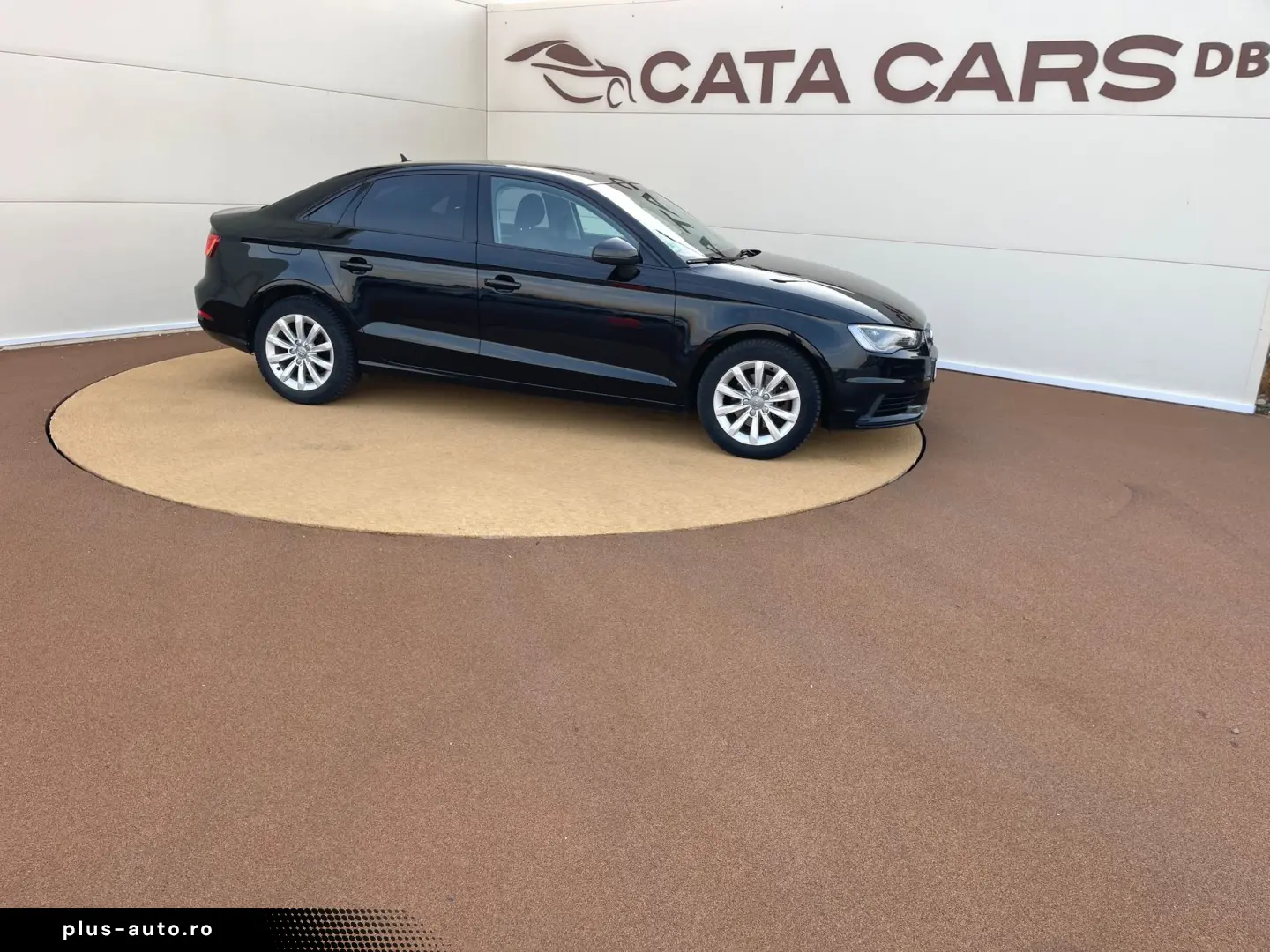 Audi A3  1.6TDI  110CP  S-Tronic  FULL LED  Navi  Distronic