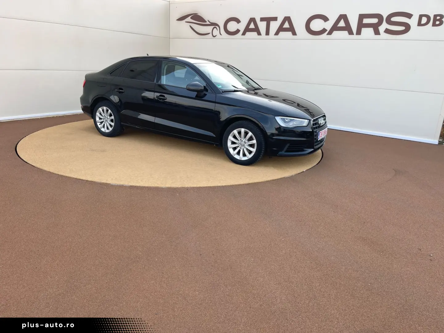 Audi A3  1.6TDI  110CP  S-Tronic  FULL LED  Navi  Distronic