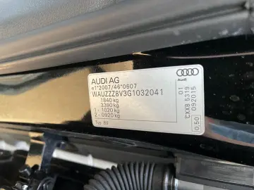 Audi A3  1.6TDI  110CP  S-Tronic  FULL LED  Navi  Distronic