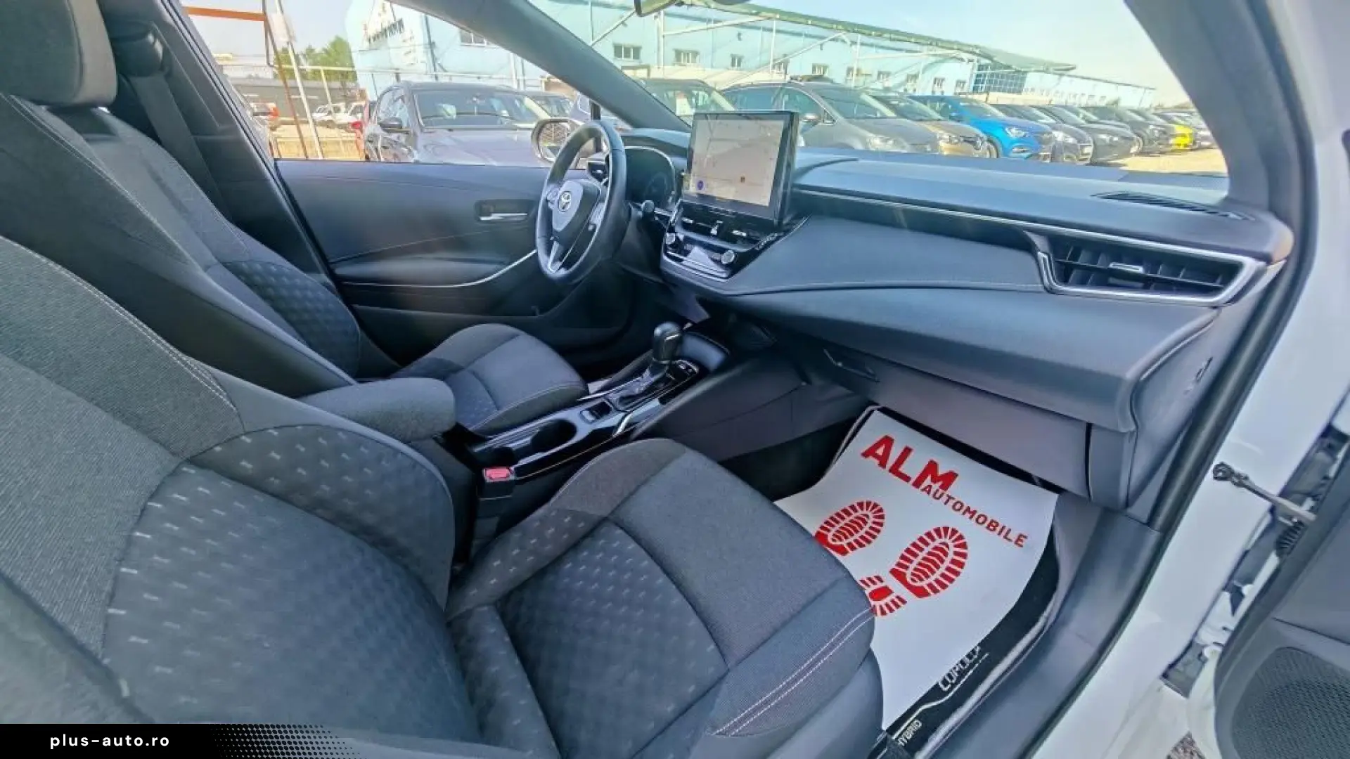 Toyota Corolla Hybrid 2024 Automat - Rate   Credit   Leasing