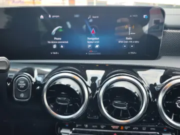 Mercedes-Benz Cla-180