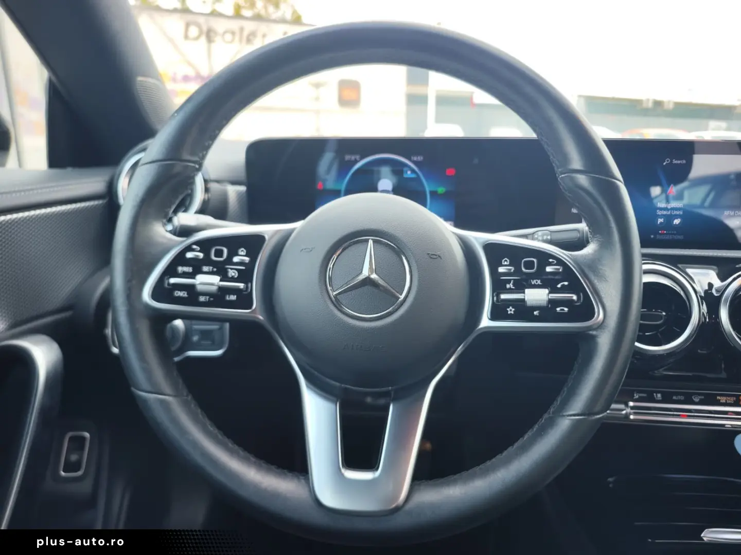 Mercedes-Benz Cla-180