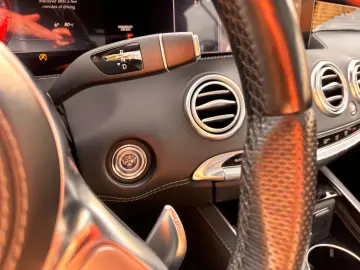 Mercedes-Benz S