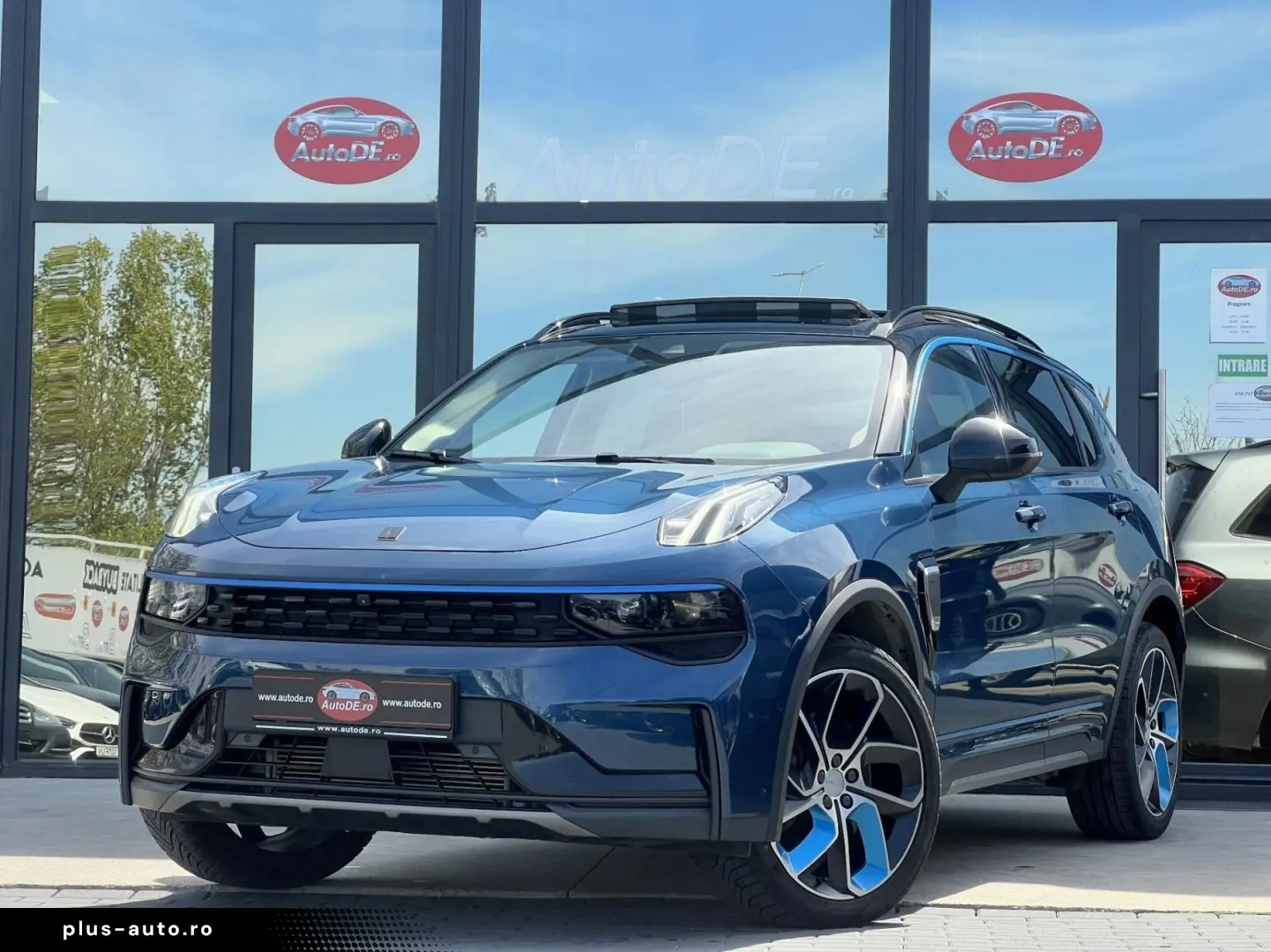 Lynk-Co 01