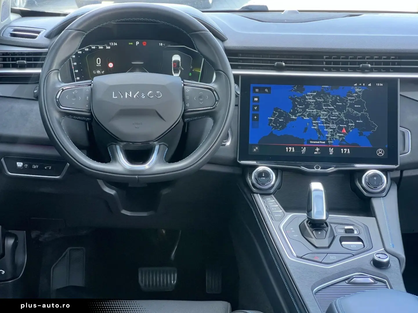Lynk-Co 01