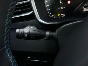 Lynk-Co 01