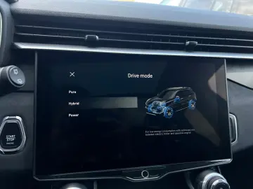 Lynk-Co 01