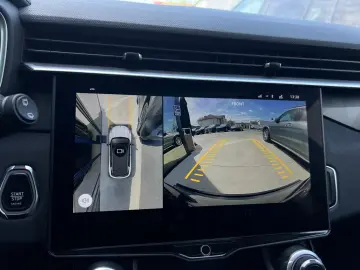 Lynk-Co 01
