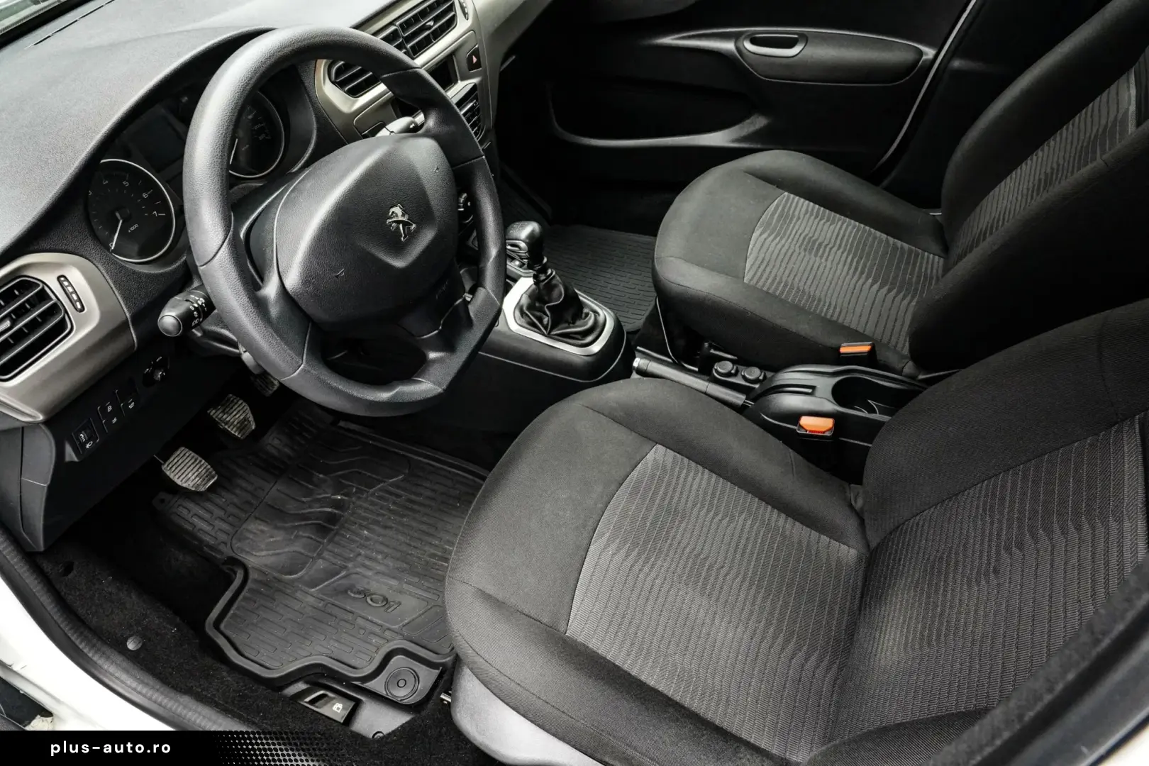 Peugeot 301