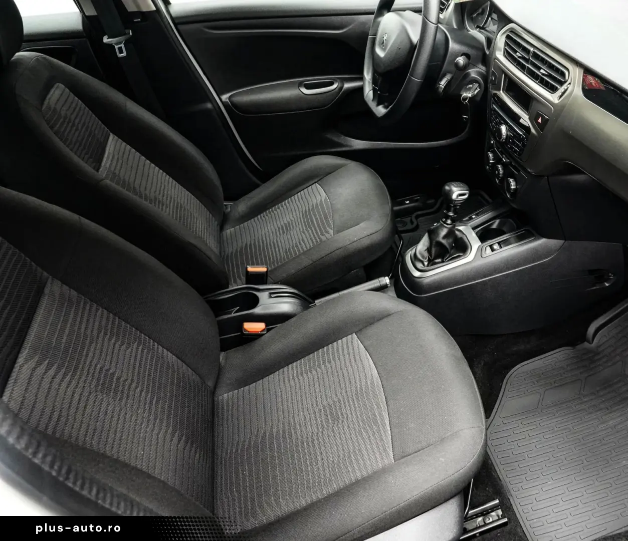 Peugeot 301