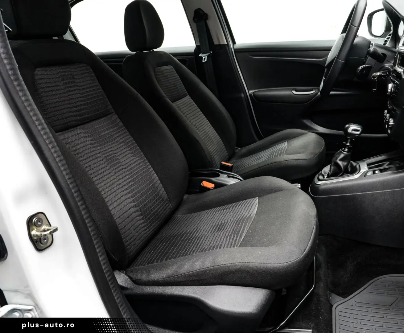 Peugeot 301