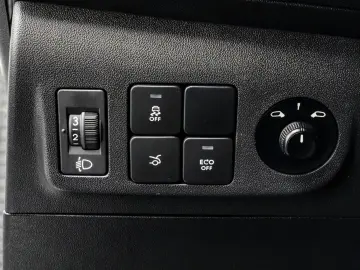 Peugeot 301