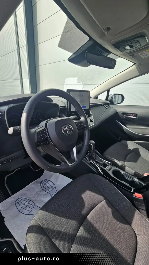 Toyota Corolla 1.8 HYB Dynamic