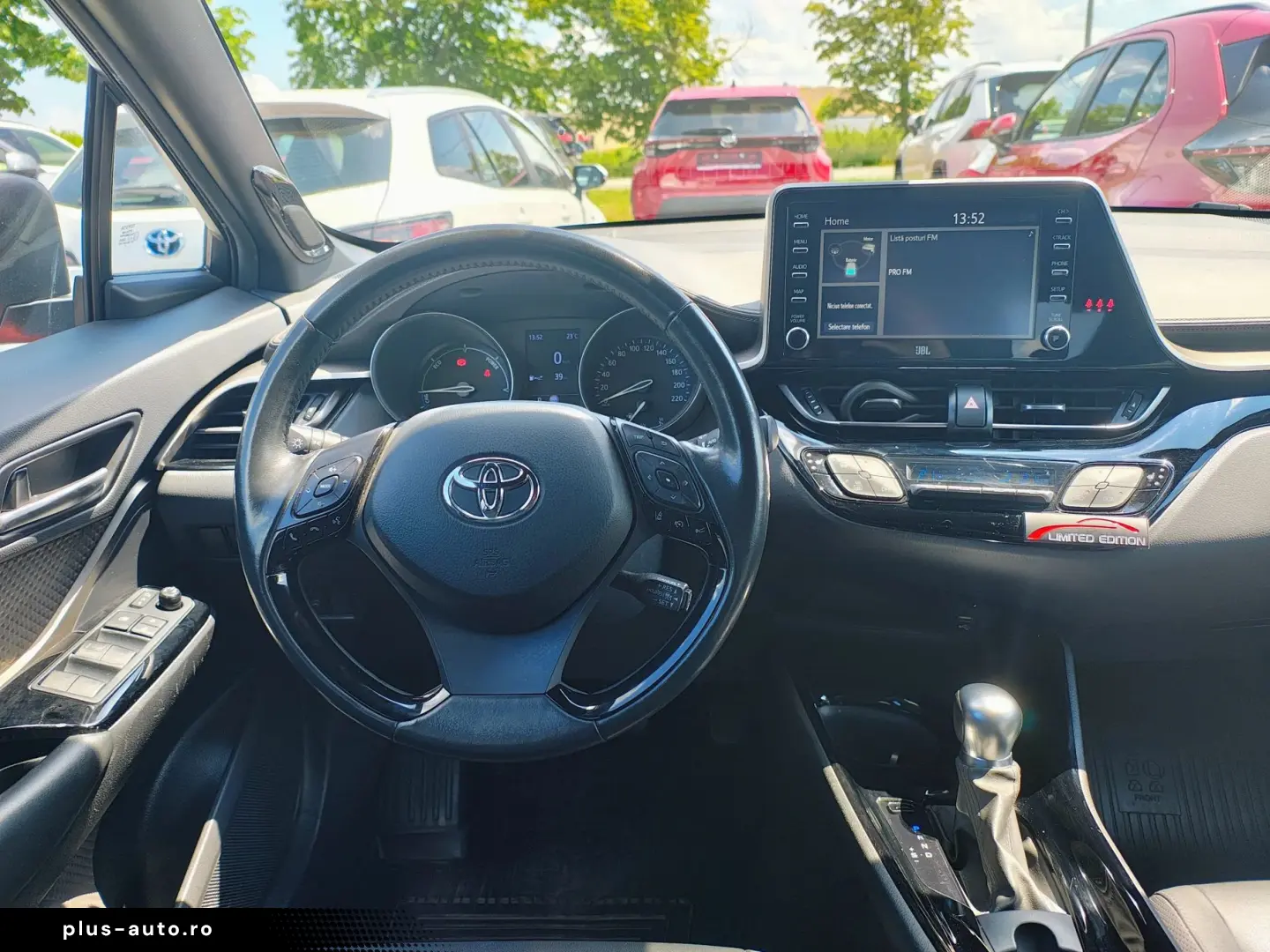 Toyota C-HR 2.0 Hybrid Classy Bi-Tone