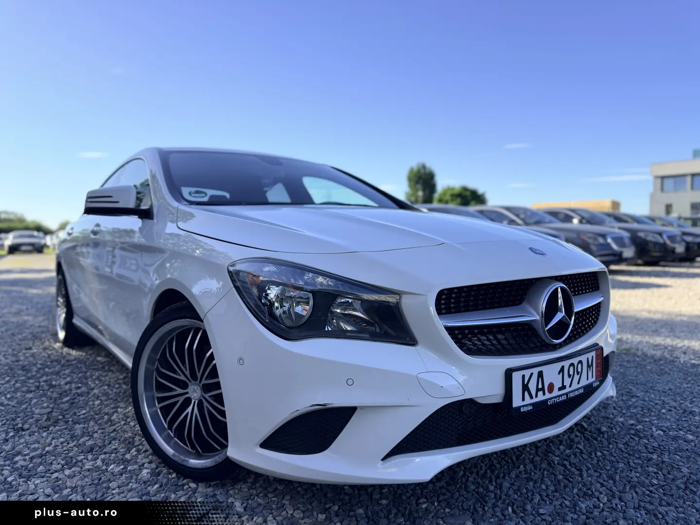 CLA  6000e avans 5000e în rate direct din parc