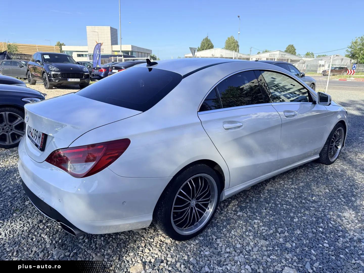 CLA  6000e avans 5000e în rate direct din parc