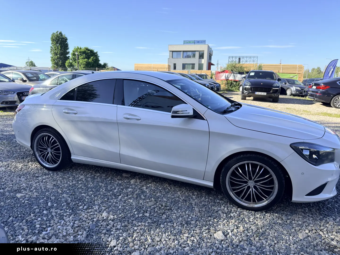 CLA  6000e avans 5000e în rate direct din parc