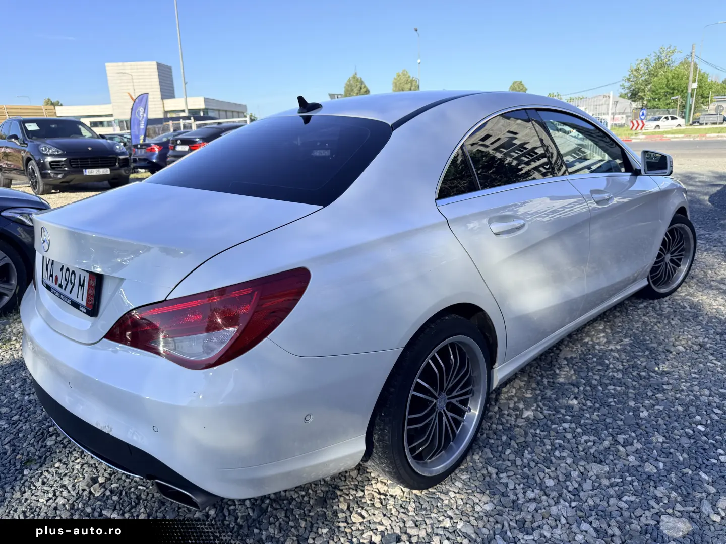 CLA  6000e avans 5000e în rate direct din parc