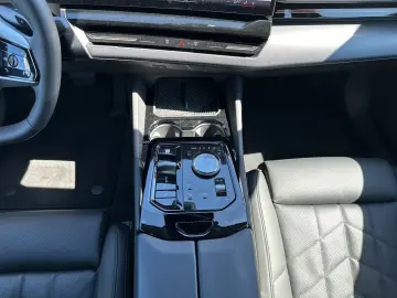 BMW 520i Head-Up Standhzg. LCProf. PA