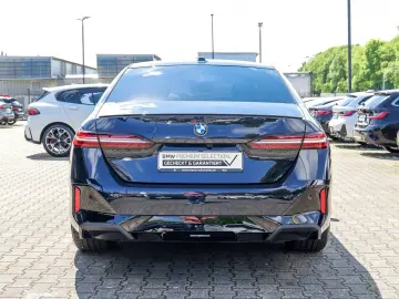 BMW 520d xDrive Limousine M Sport HuD DA  H K 360  M