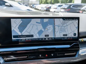 BMW 520d xDrive Limousine M Sport HuD DA  H K 360  M