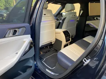 BMW X6 xDr40d M Sport PANO-SKY 2-Achs Sitzkl Massage