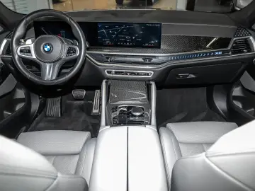 BMW X6 xDrive30d M Sport PANO RFK NAVI LED PDC V H
