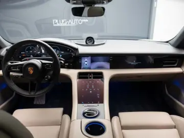 PORSCHE TAYCAN 4 S
