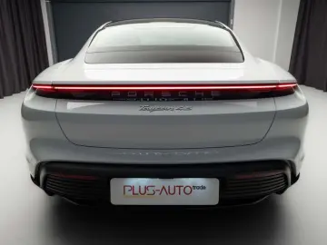 PORSCHE TAYCAN 4 S