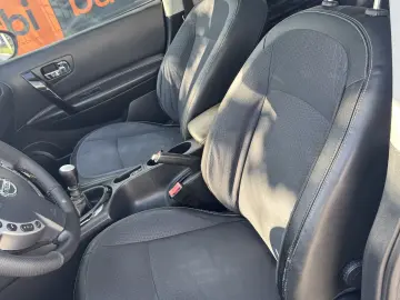 Nissan Qashqai 2   7 Locuri