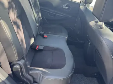 Nissan Qashqai 2   7 Locuri
