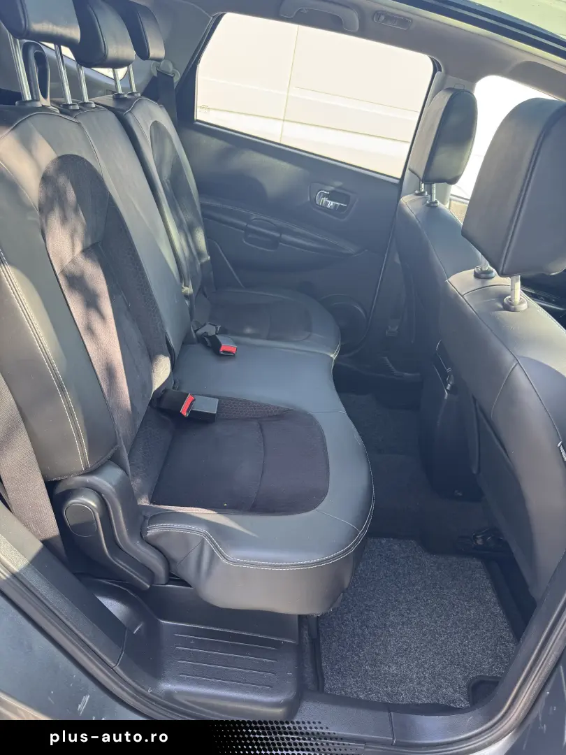 Nissan Qashqai 2   7 Locuri